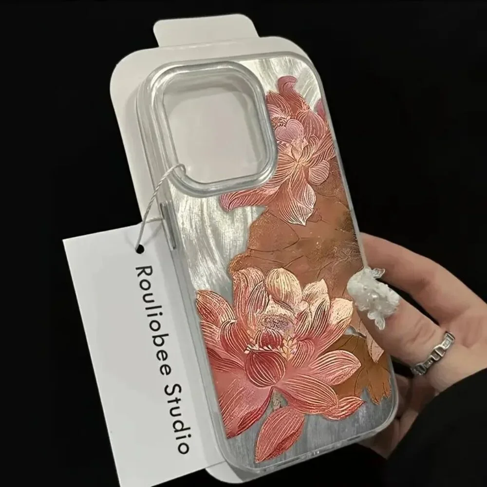 Apple iPhone 16 Pro/Max Elegant Metallic Floral phone case